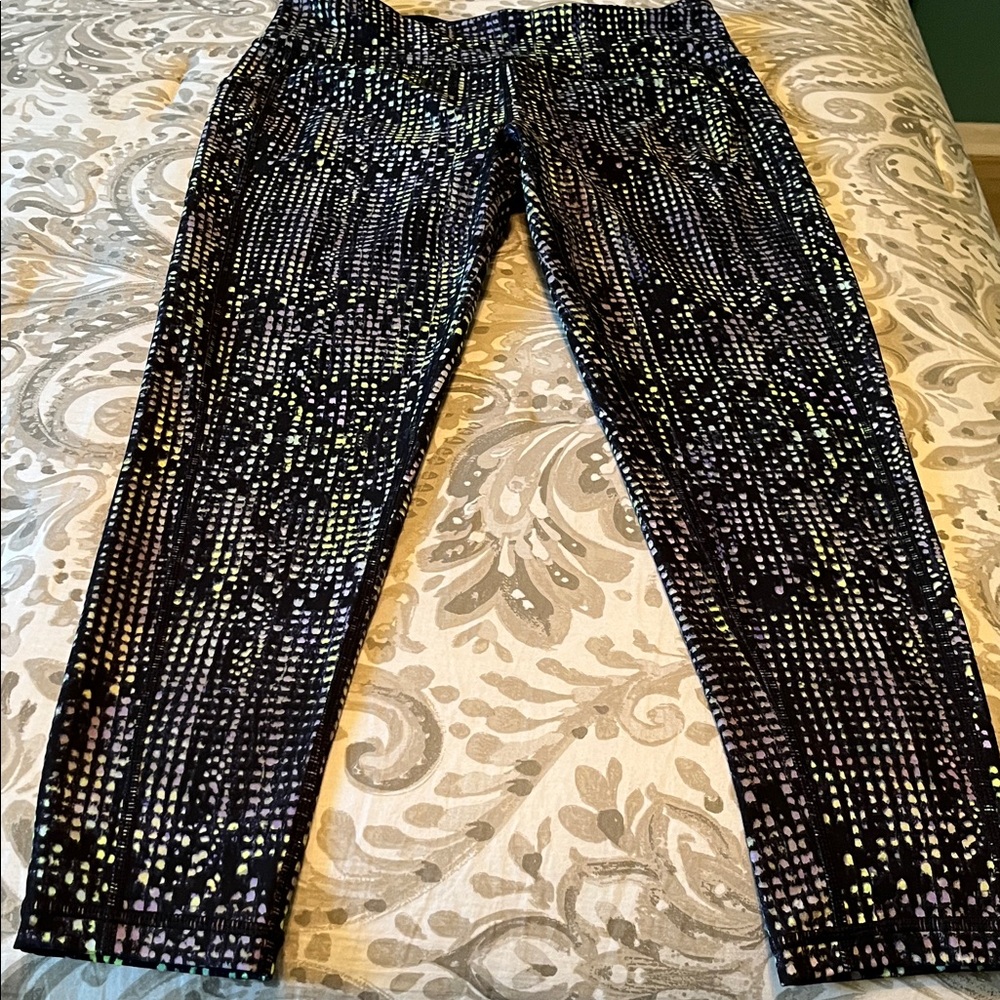 NWOT DKNY Sport multi color leggings size Medium